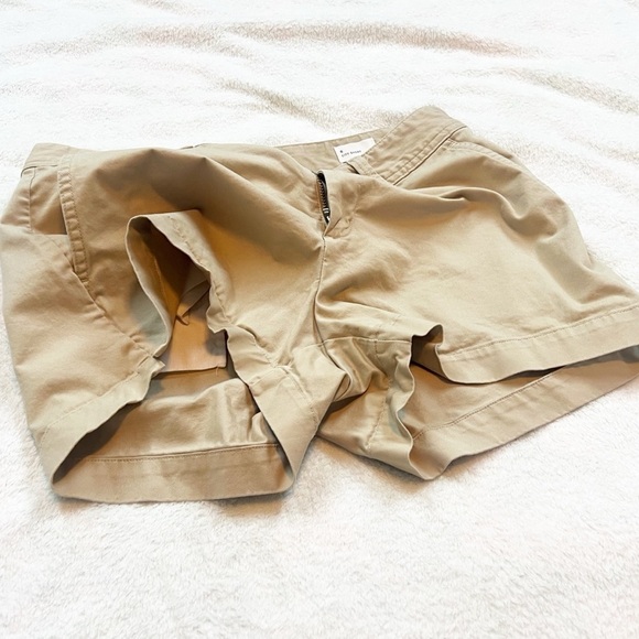 GAP City Shorts Mid Rise 3” Inseam Chino Stretch Pockets Women’s Sz 6 Wicker Tan - Picture 4 of 10